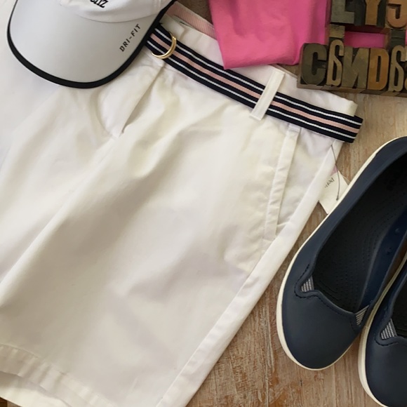 🆕CROWN & IVY Women’s White Twill Bermuda Shorts - Picture 9 of 10